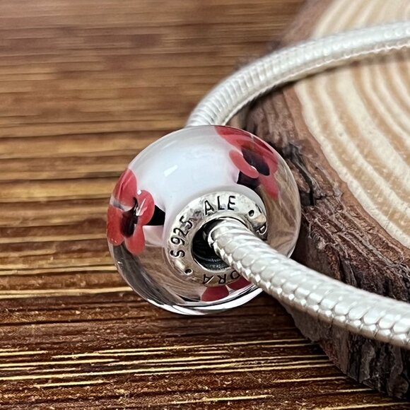 Pandora Red Poppy Murano Glass Charm Bead - Picture 2 of 5